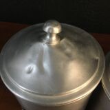Six aluminum spice pots