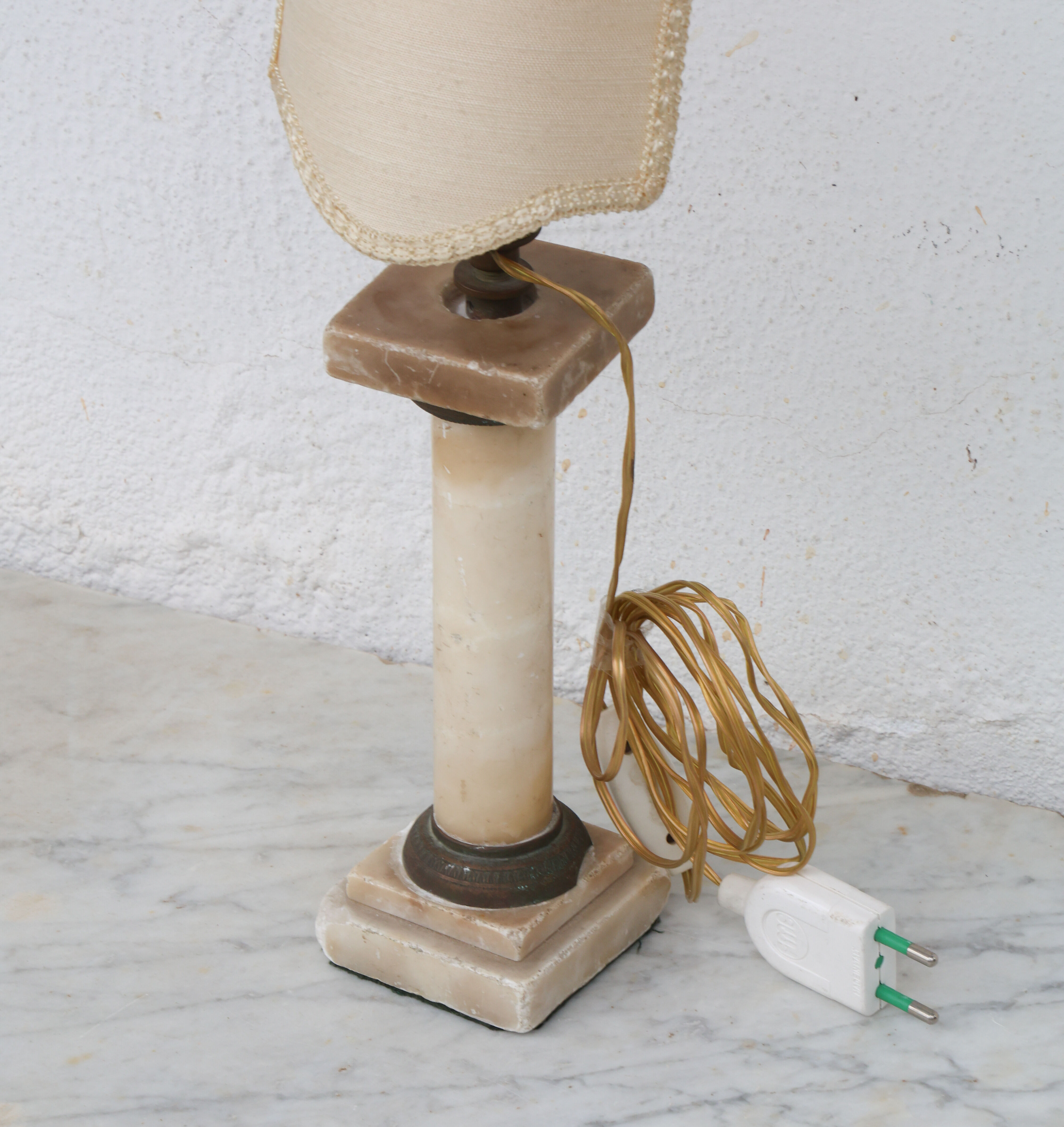 Vintage Art Decò Alabaster Table Lamp