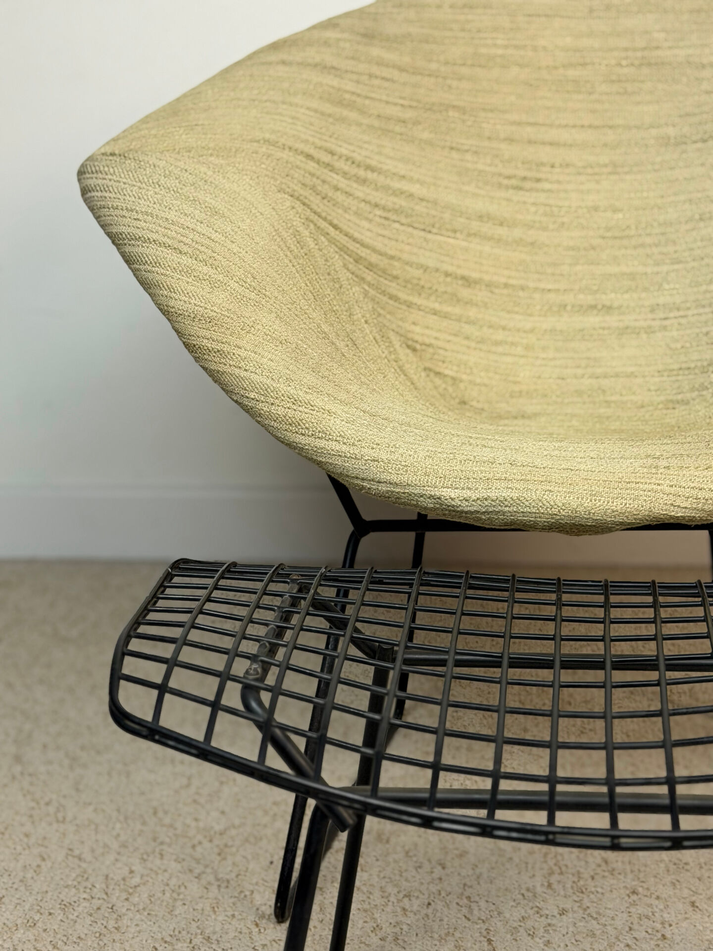 Diamond chair & ottoman by Harry Bertoia for Knoll