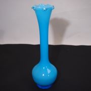 Vase opaline bleu vintage