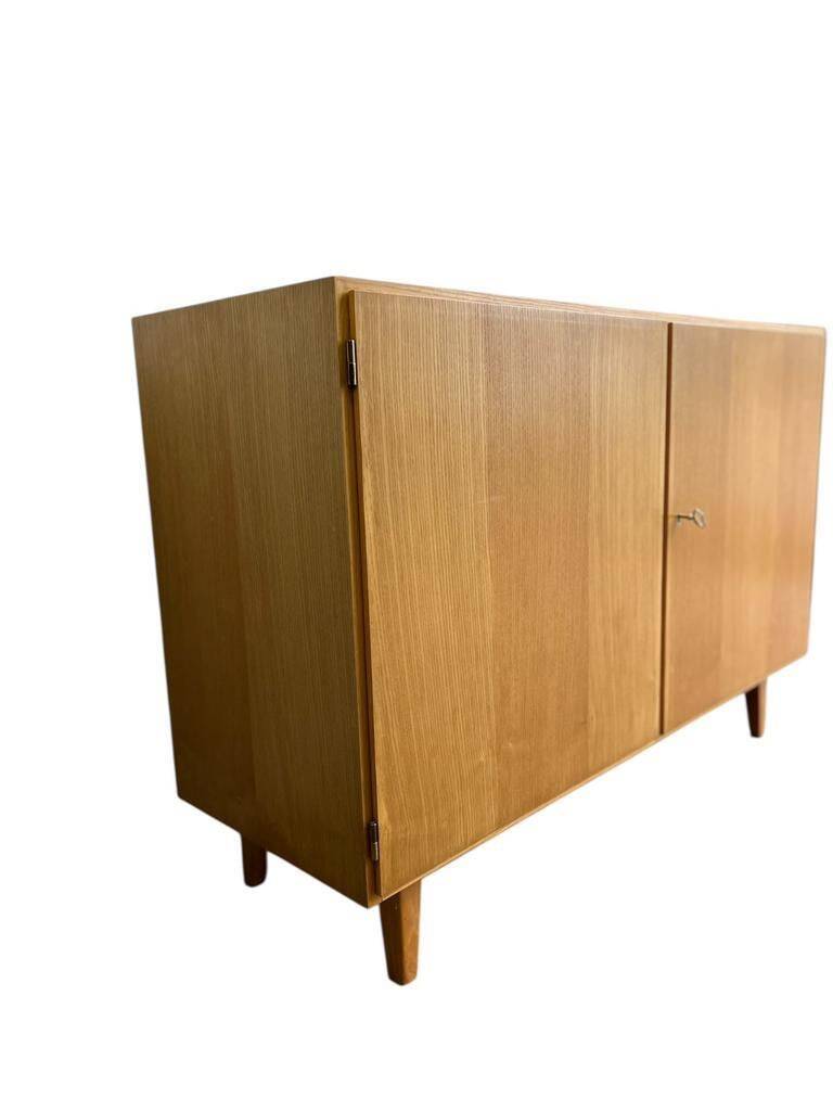 Vintage furniture / mini sideboard / TV cabinet