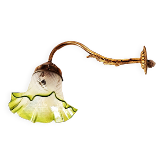 Applique En Bronze Doré Avec Tulipe à Volants Verts