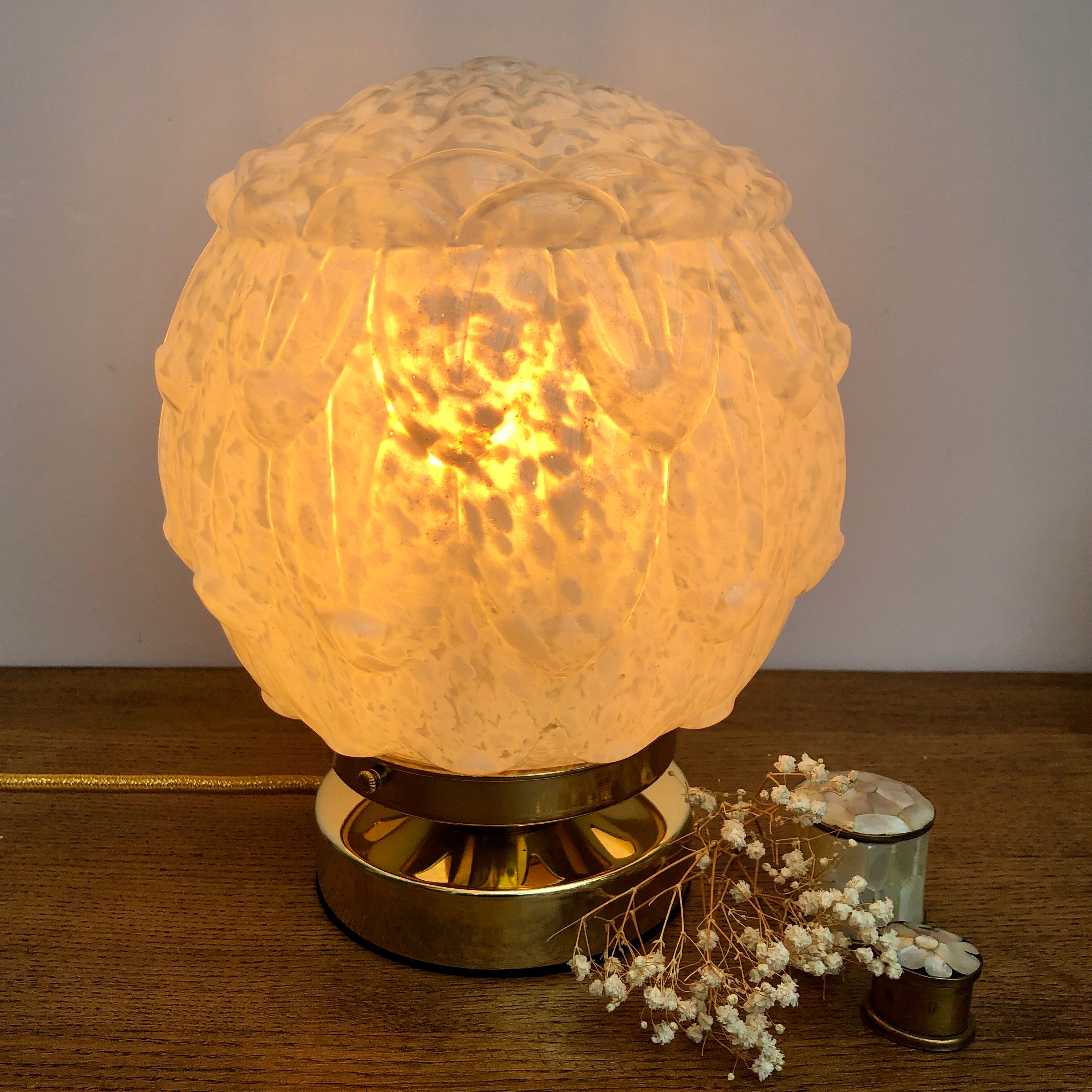 Vintage white Clichy glass art deco lamp