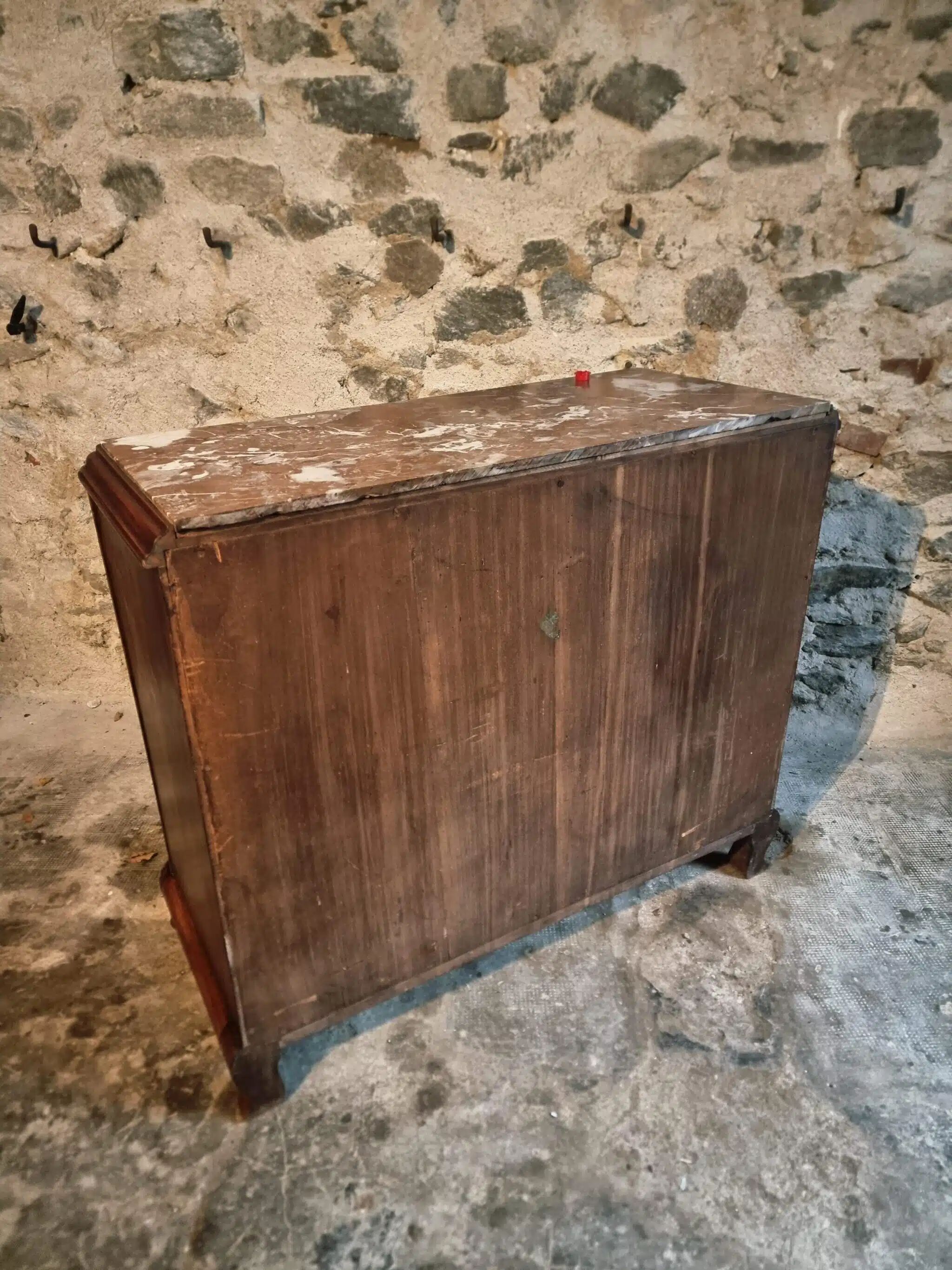 Buffet art déco français en noyer et acajou avec plateau en marbre, fin des années 1920