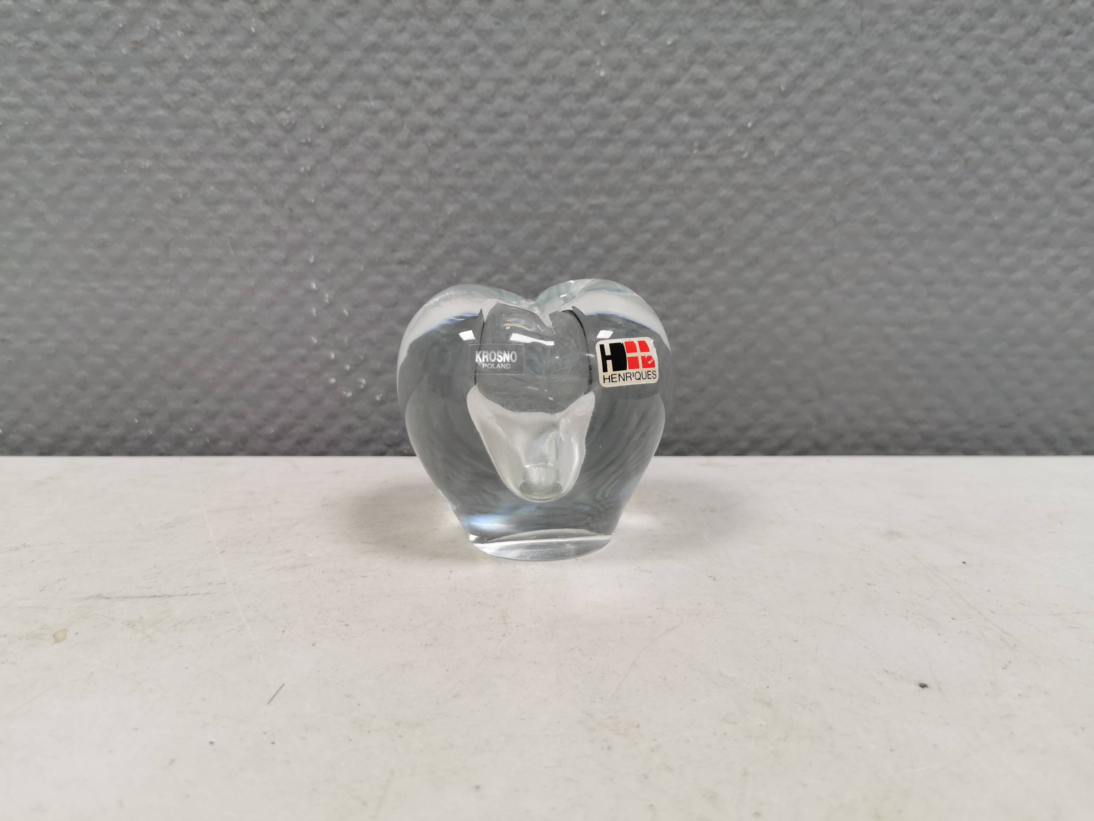 Small lovely glass vase from Polish Krosno glass, 1980s.