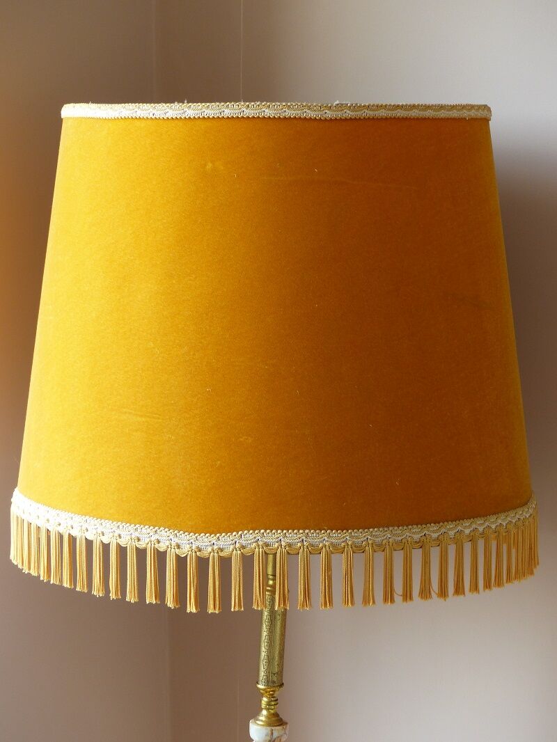 Lamppost in veined onyx and brass metal of the 1960s