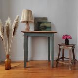 Farm table