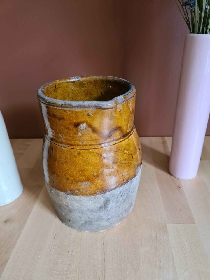 Former Scandinavian-style sandstone pitcher