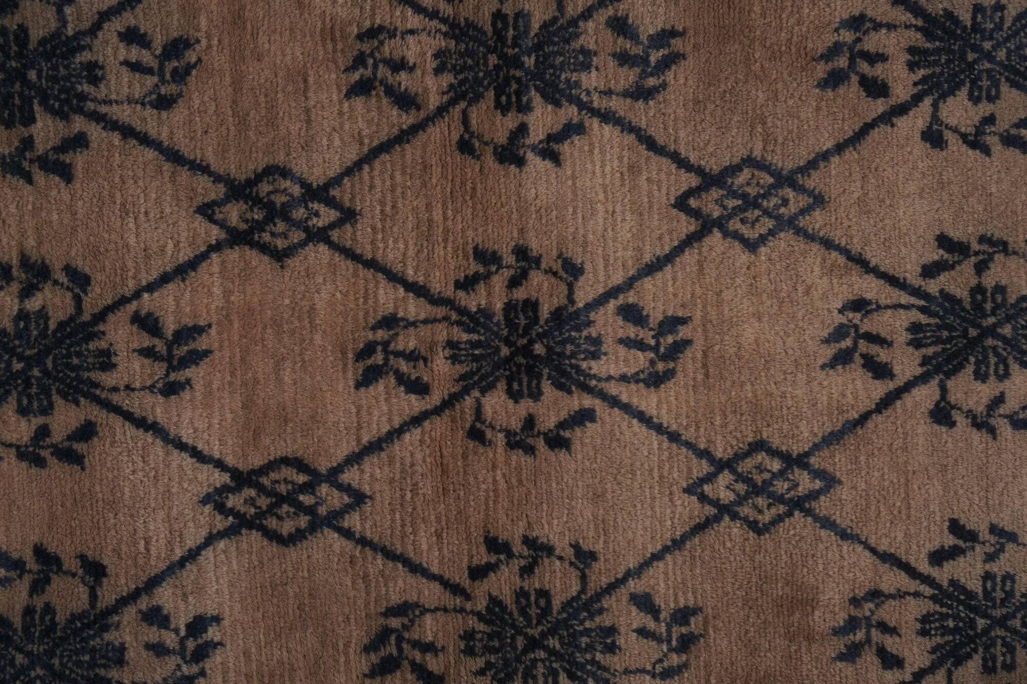 Vintage Turkish handmade rug 114x162 cm