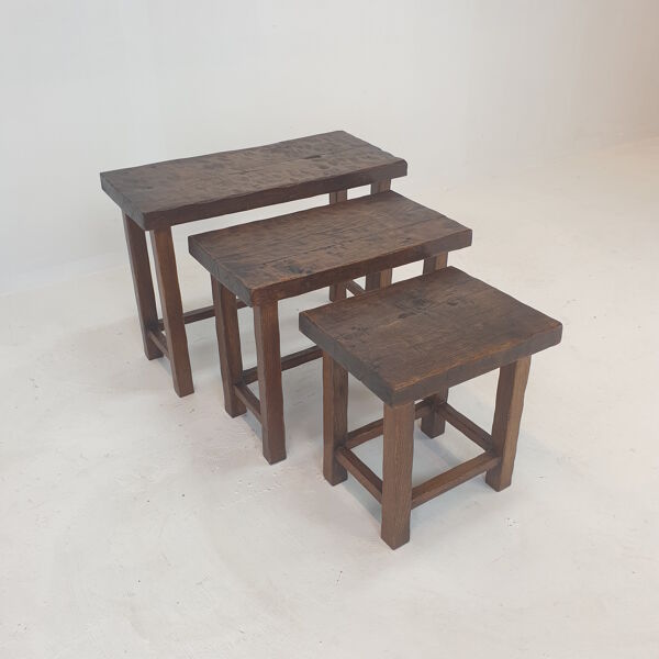 Ensemble de 3 tables de nidification en bois brutalistes, Hollande des années 1960