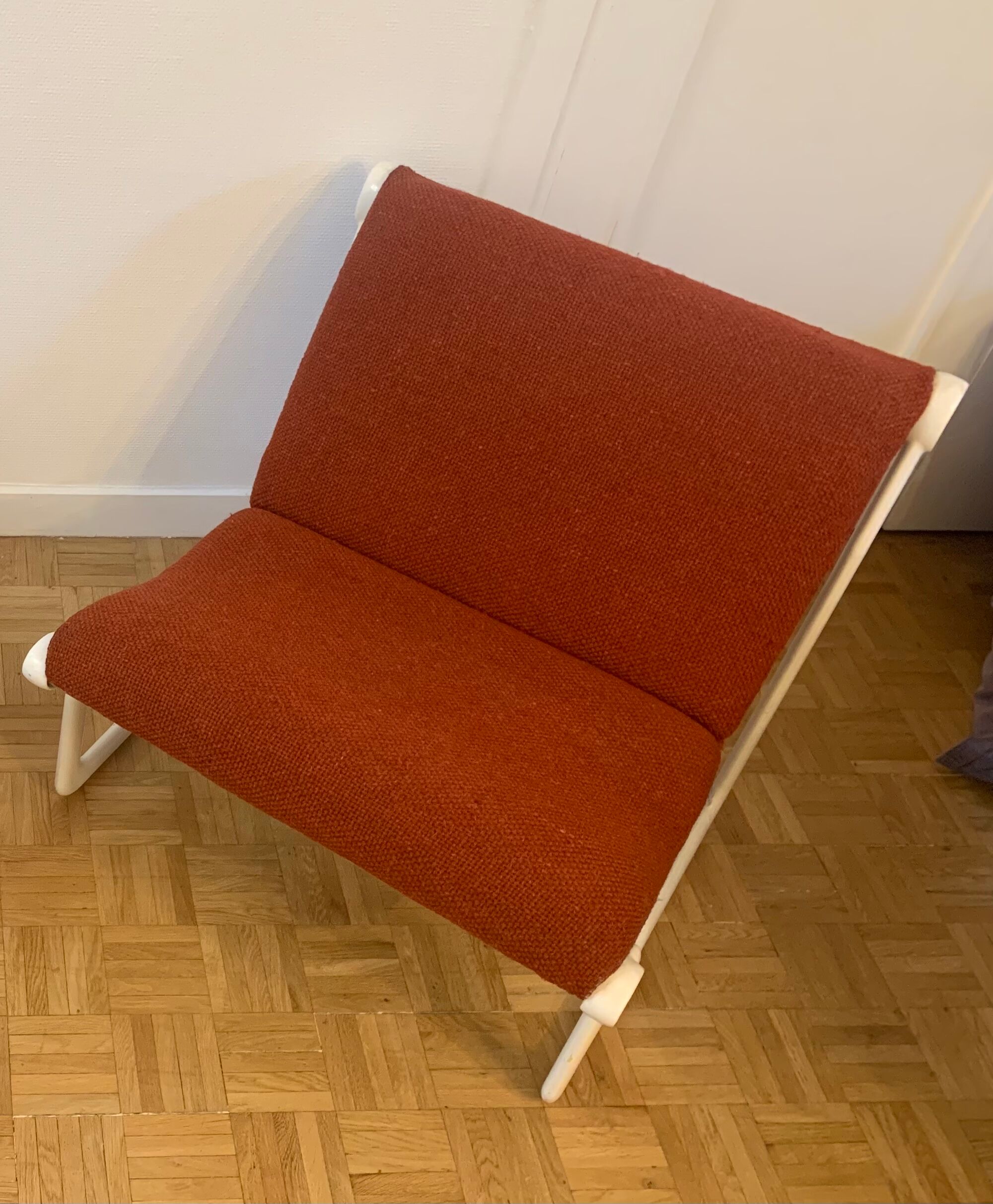 Knoll Sling armchair