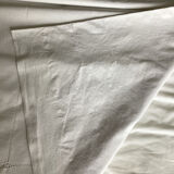 Drap plat fin brodé main