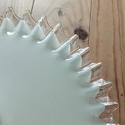 Abat-jour vintage en opaline dentelée
