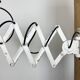 Lampe murale à ciseaux en émail noir industriel, années 1950