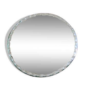 Bevelled mirror 35cm