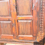Cabinet in wood