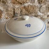 Tureen from the Gien factory model Noirmoutier