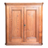 Pine corner