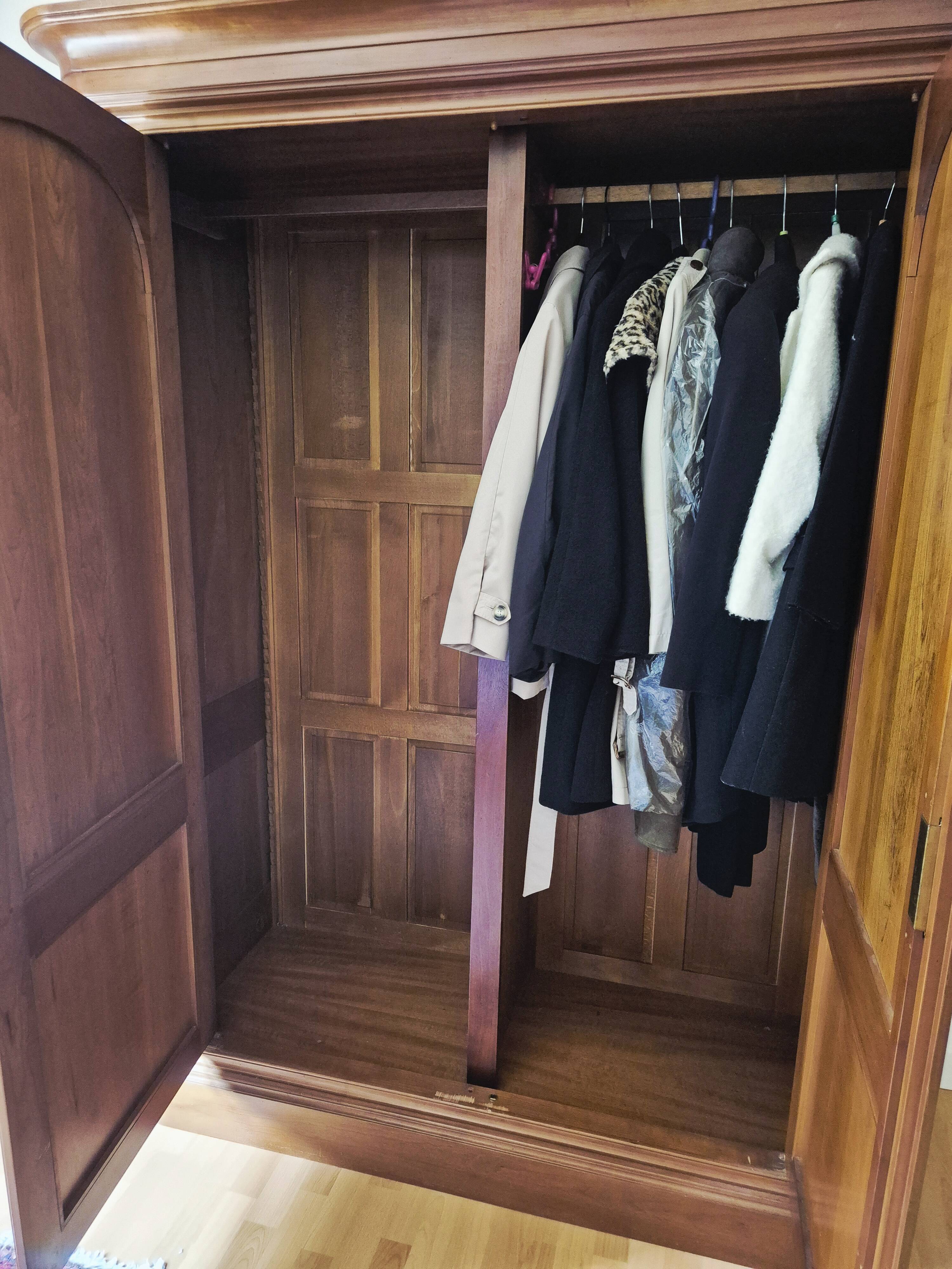 Armoire Roche Bobois "Les Provinciales"