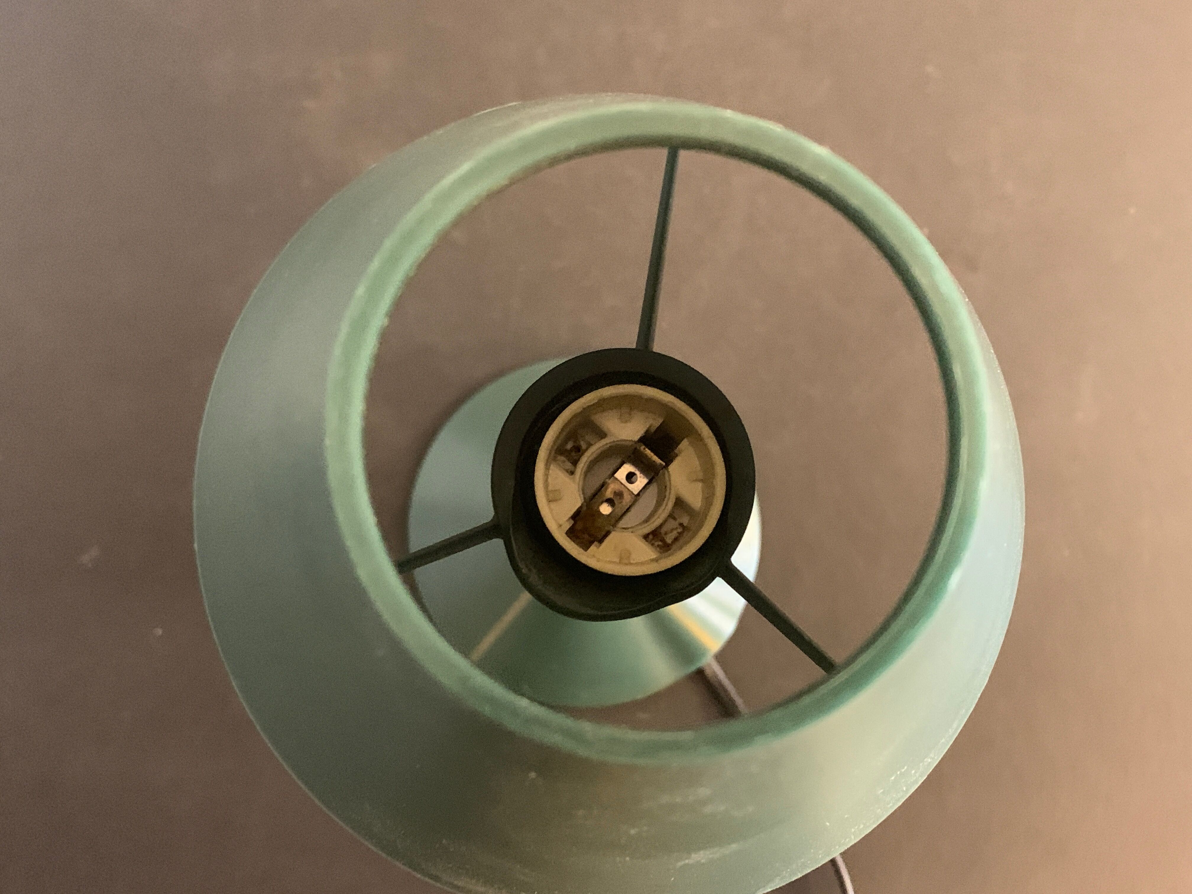 English green lamp Miss Sissi de Flos, design Philippe Starck