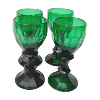Lot of 4 liquor glasses in green crystal