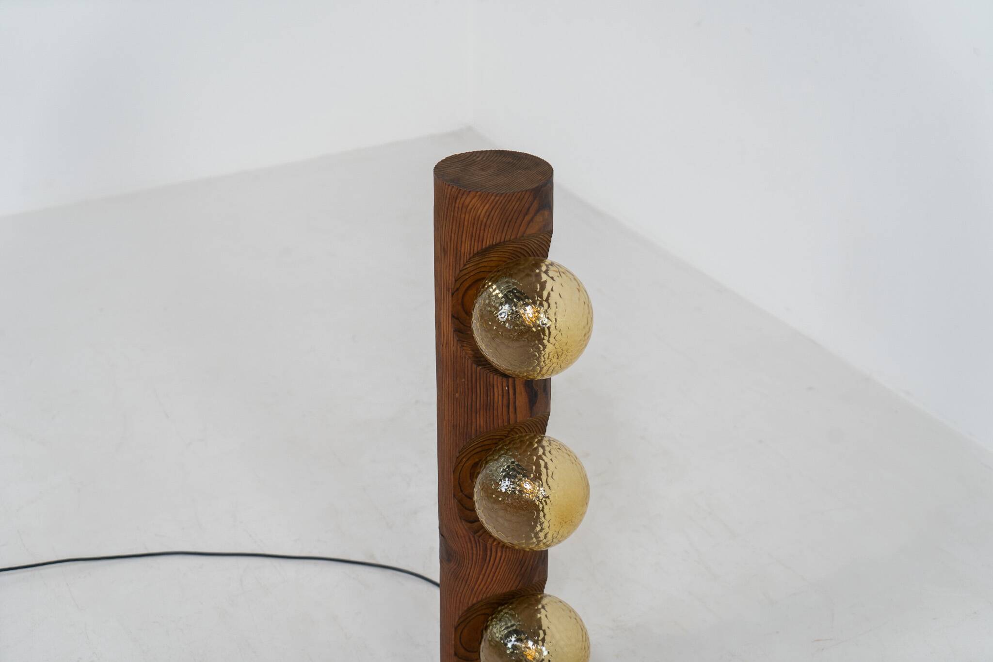 Sculptural solar lamp by Temde Leuchten