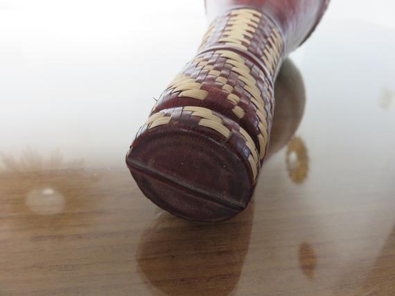 Bouteille éthnique en cuir, années 60-70