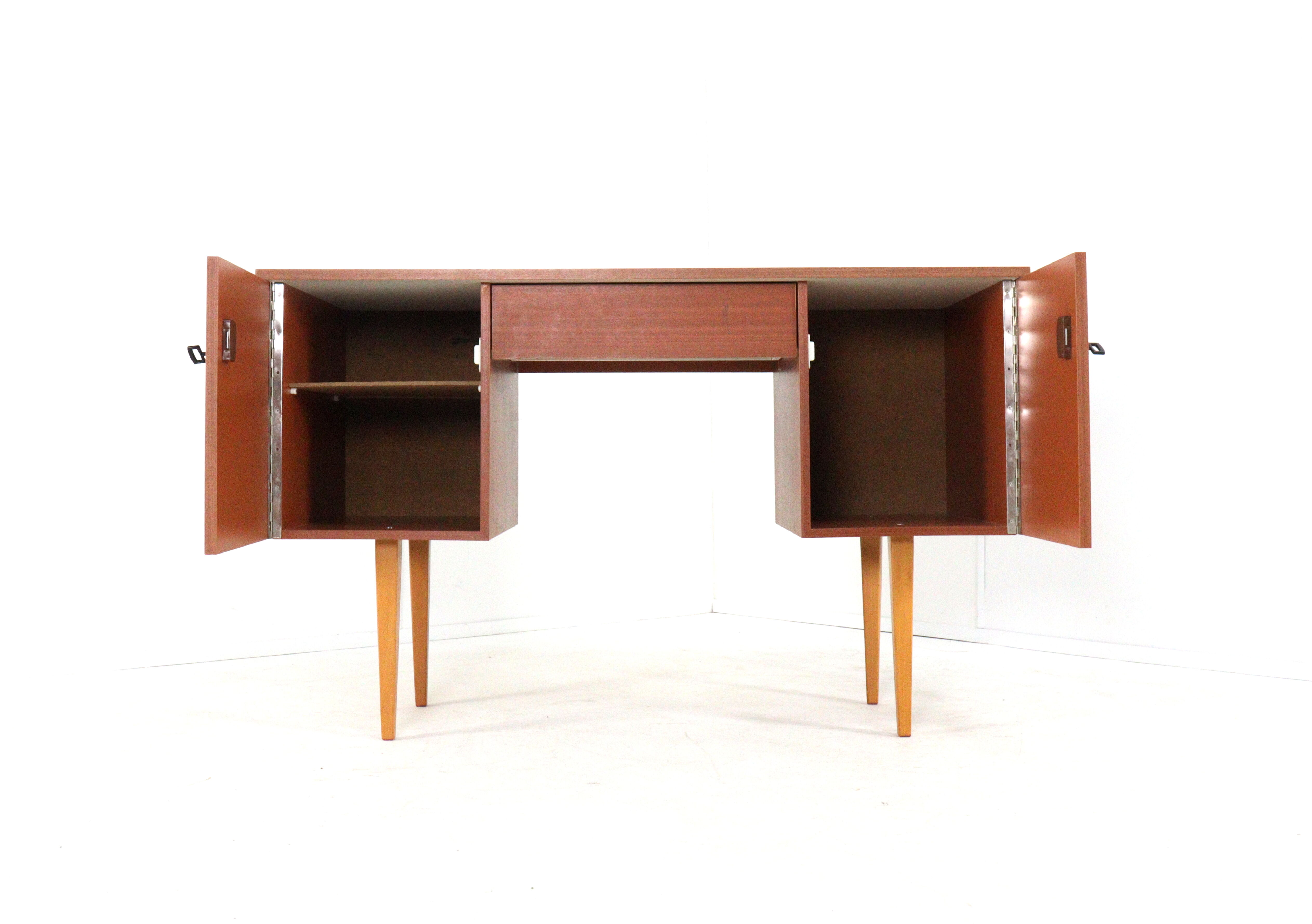 Bureau vintage - moderne du milieu du siècle