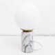 Lampe à poser en marbre et verre opalin