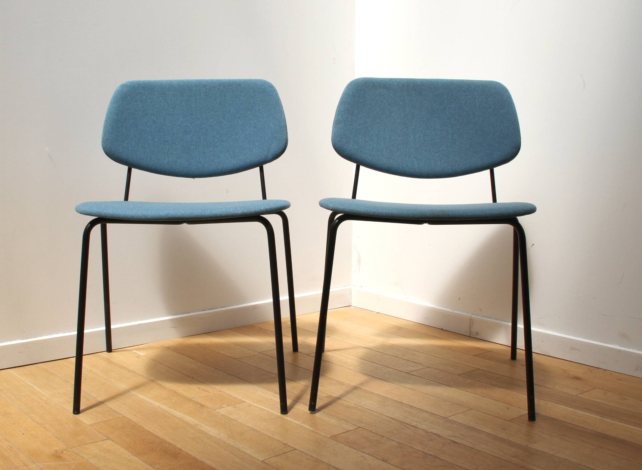 Pair of Doll 559 chairs, Billiani