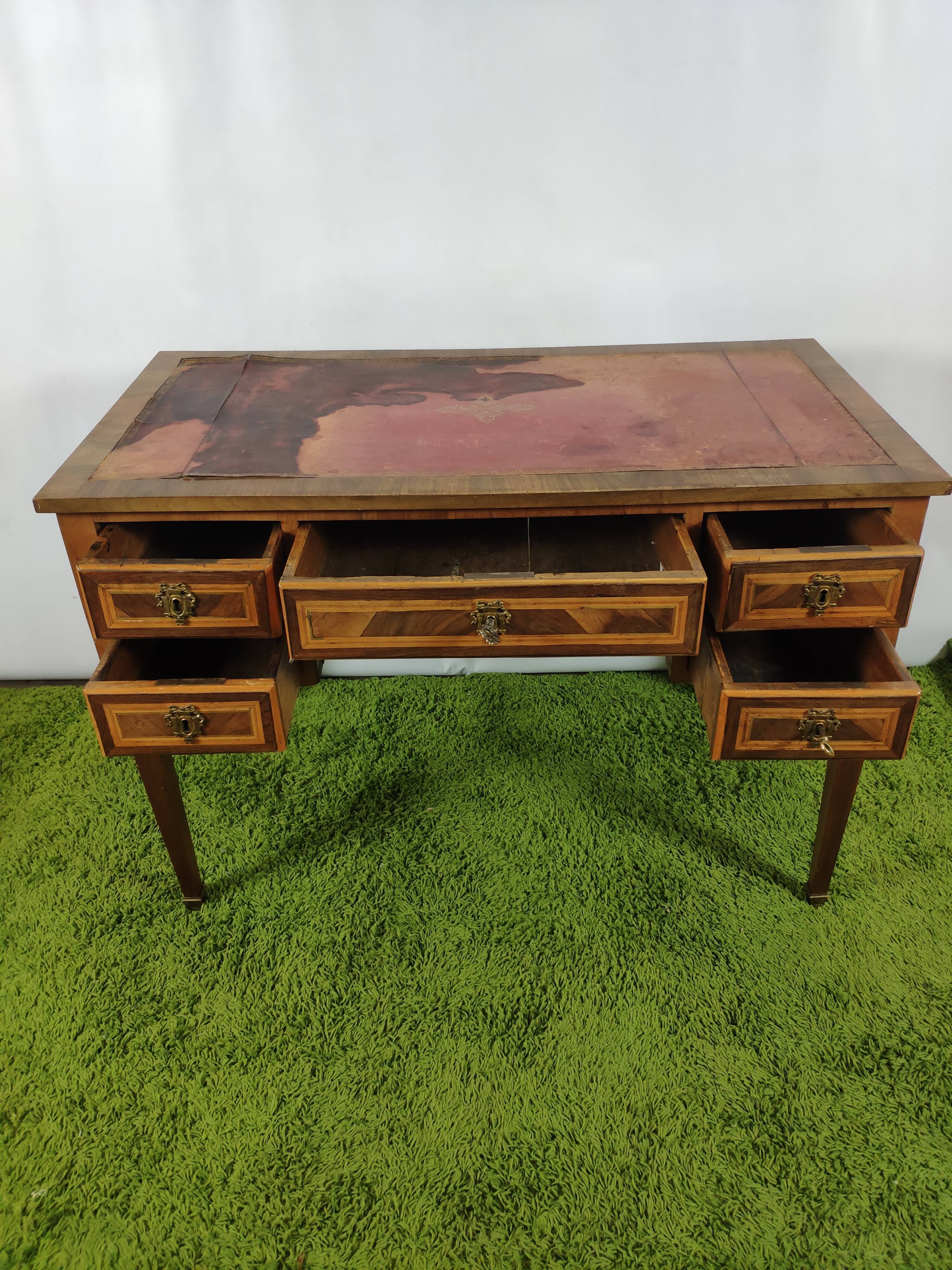 Louis XVI office desk