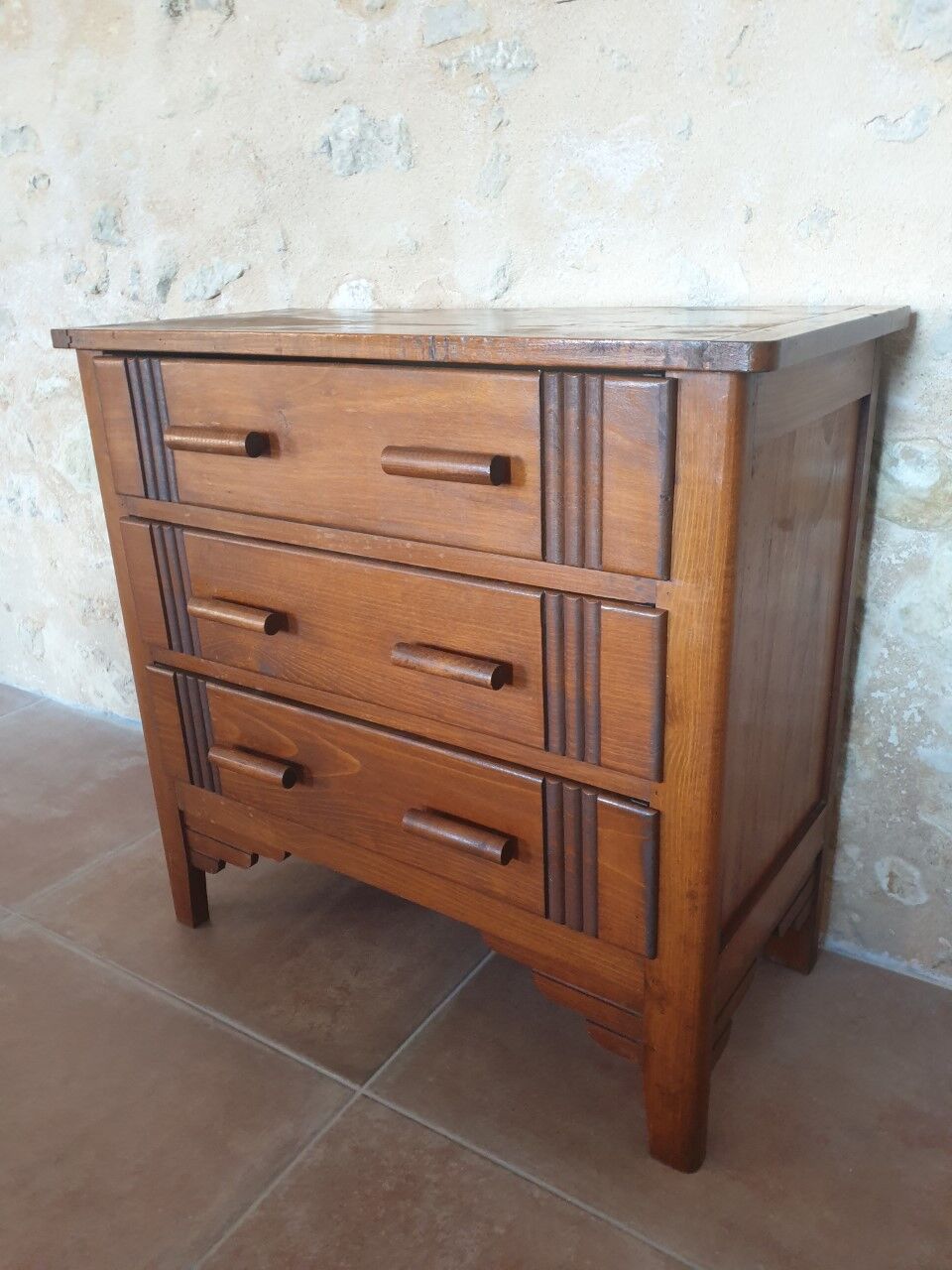Vintage chest of drawers