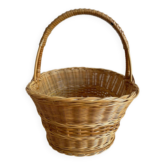 Panier osier fond bois