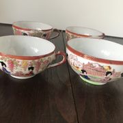 Lot de 4 tasses Porcelaine Japonaise