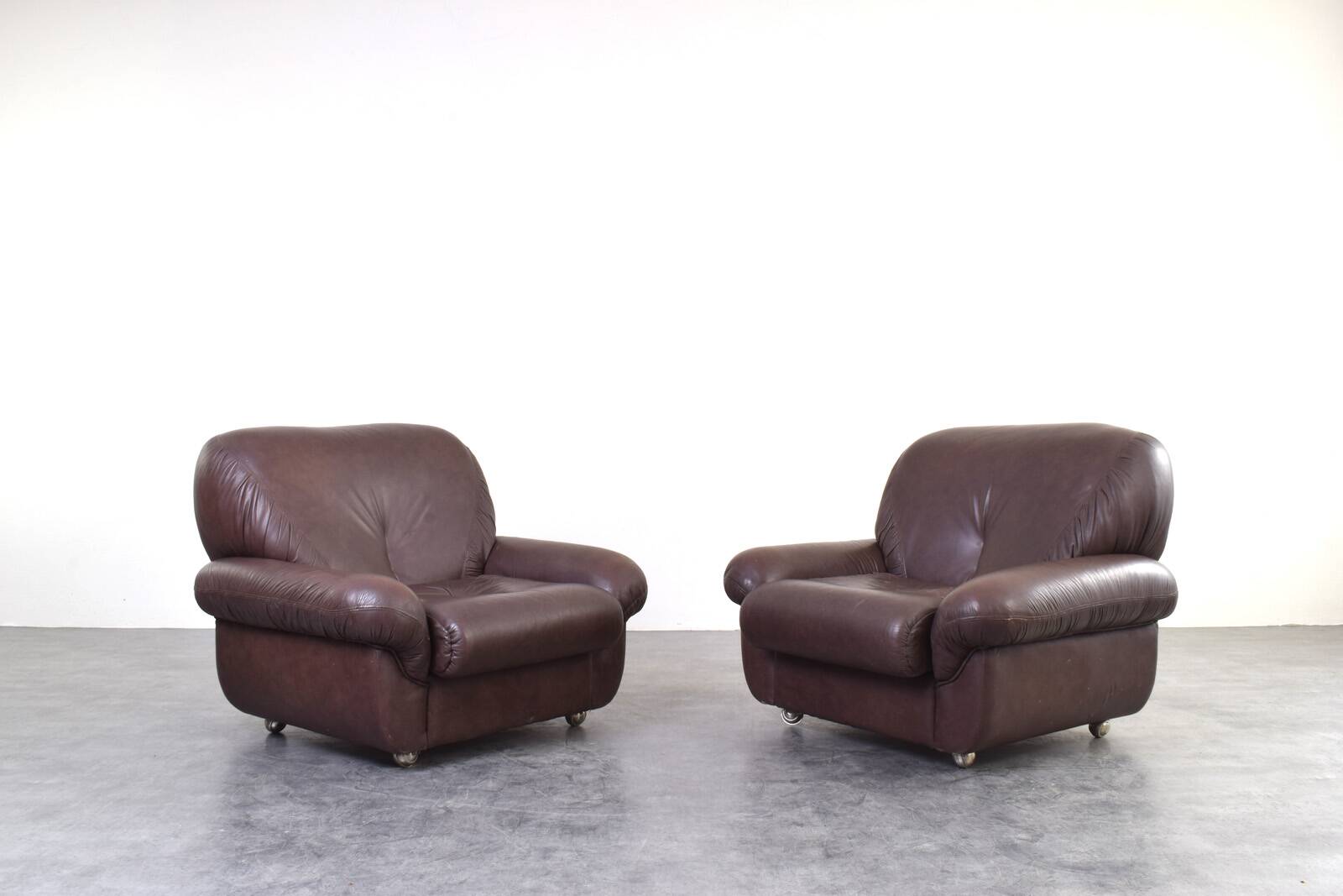 Mid-Century Italian Lounge Chairs, 1970s, Set of 2.