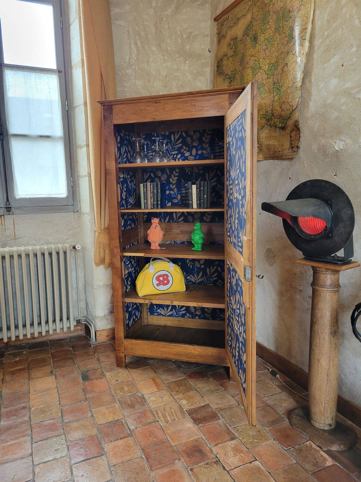 Old bonnet