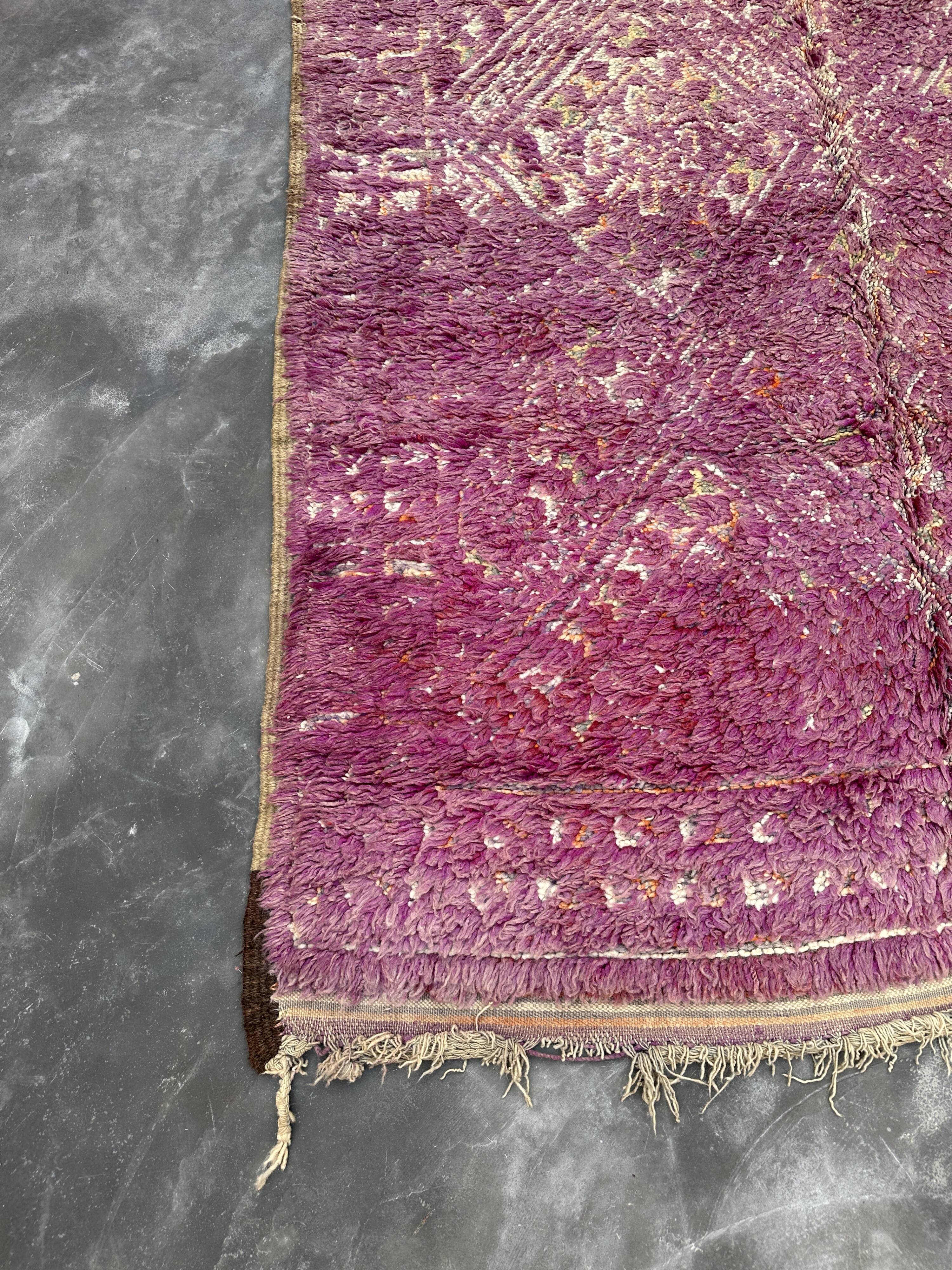 Moroccan rug Beni M'Guild purple - 325 x 183 cm