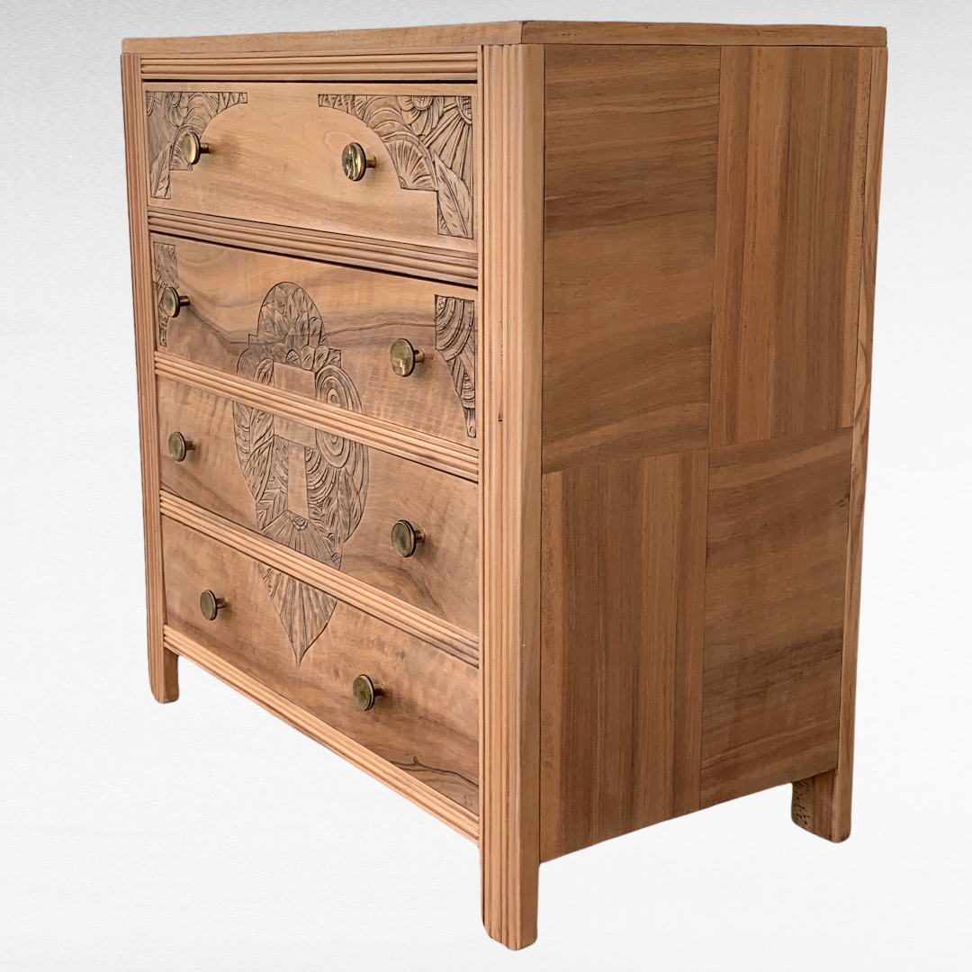 Art Deco chest of drawers Blond walnut 1930