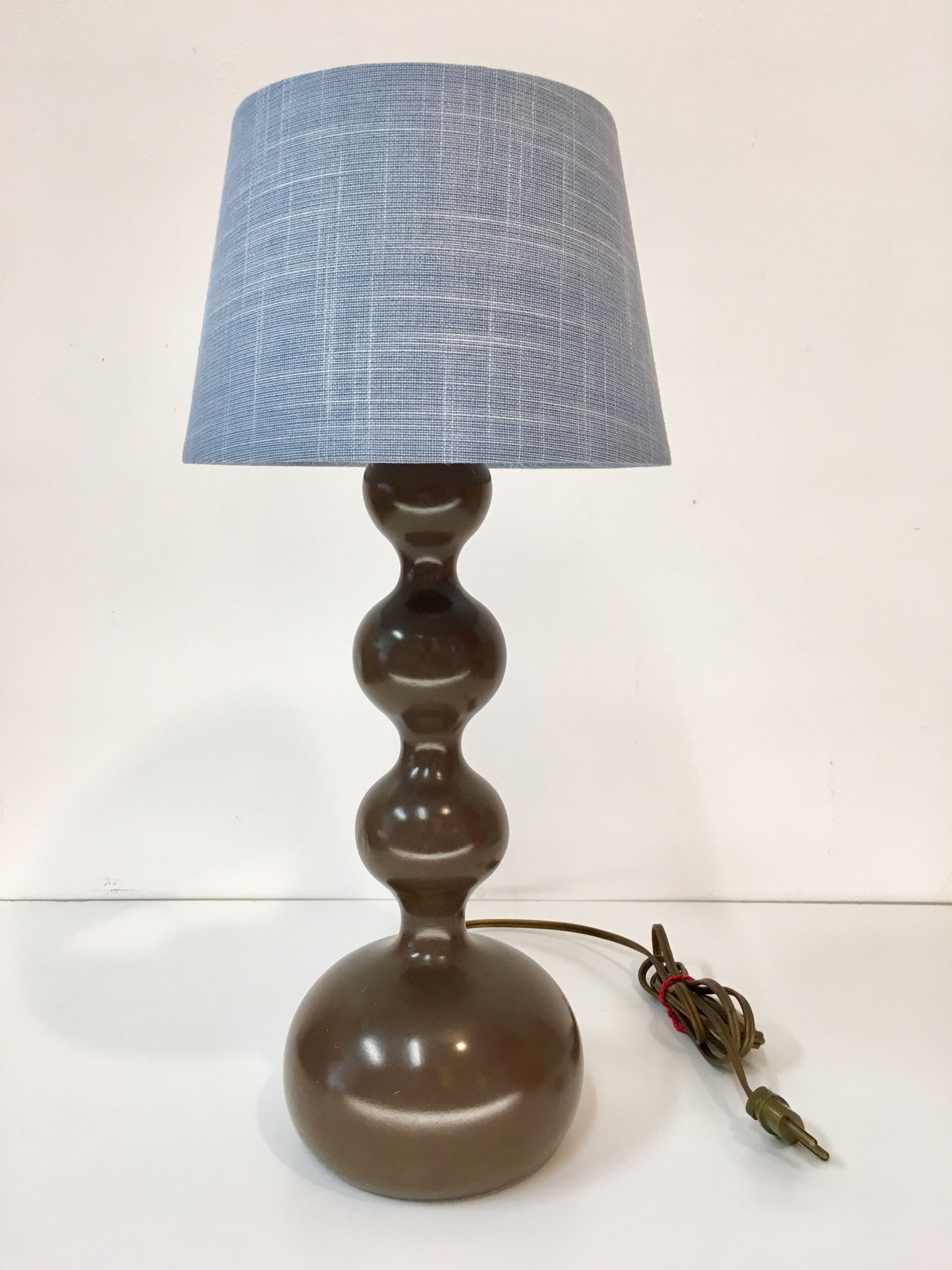 Wooden foot lamp