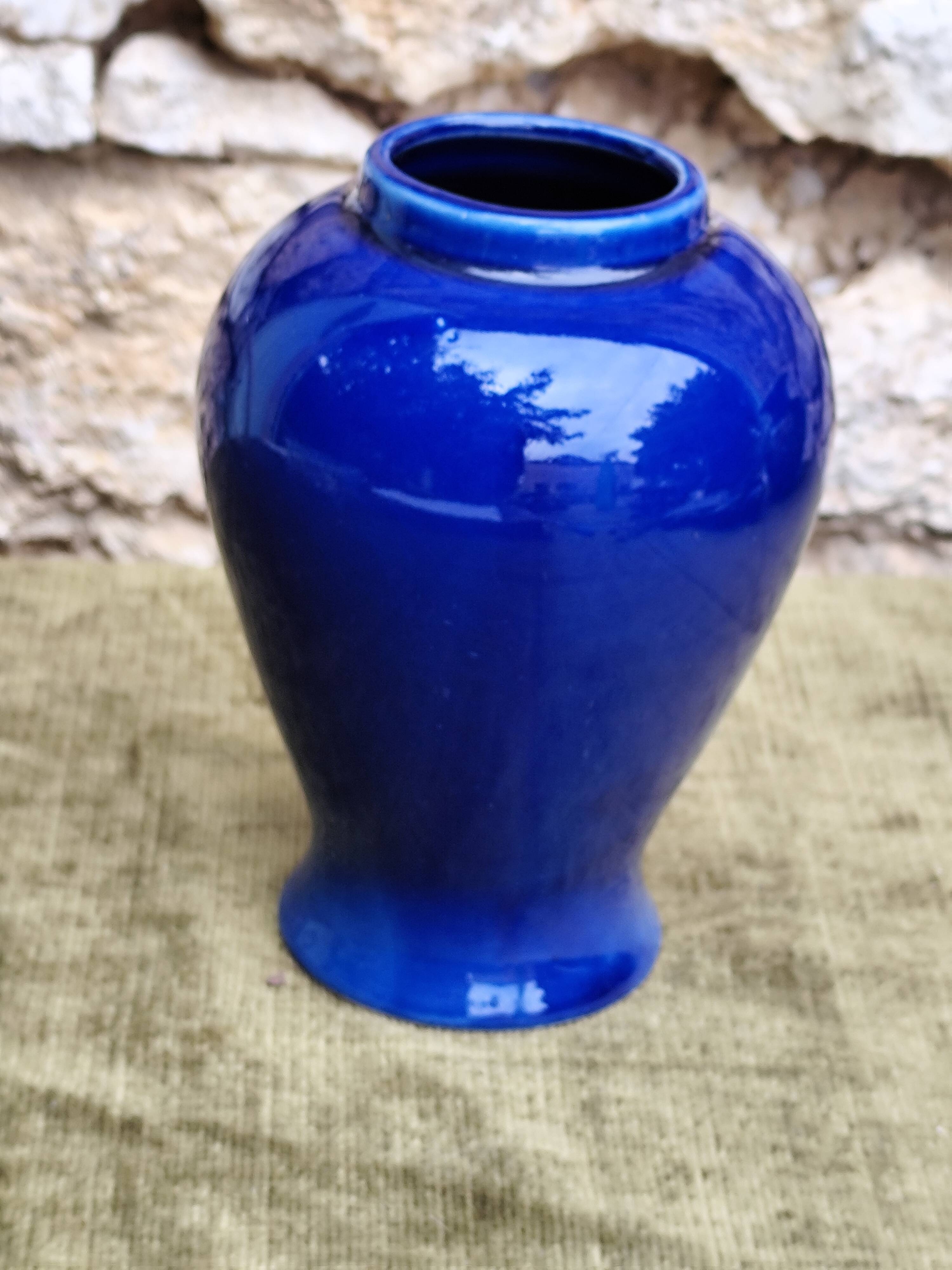 Peacock ceramic vase