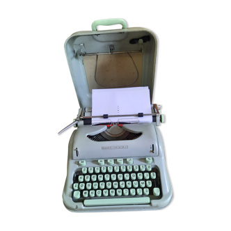 Machine a écrire Hermes 3000