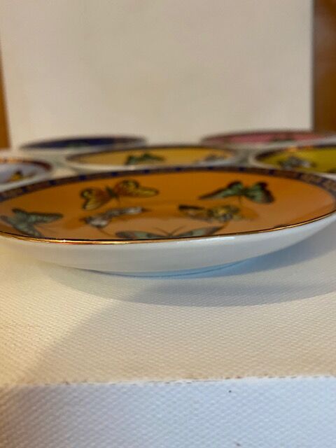 6 Saucers "butterflies"