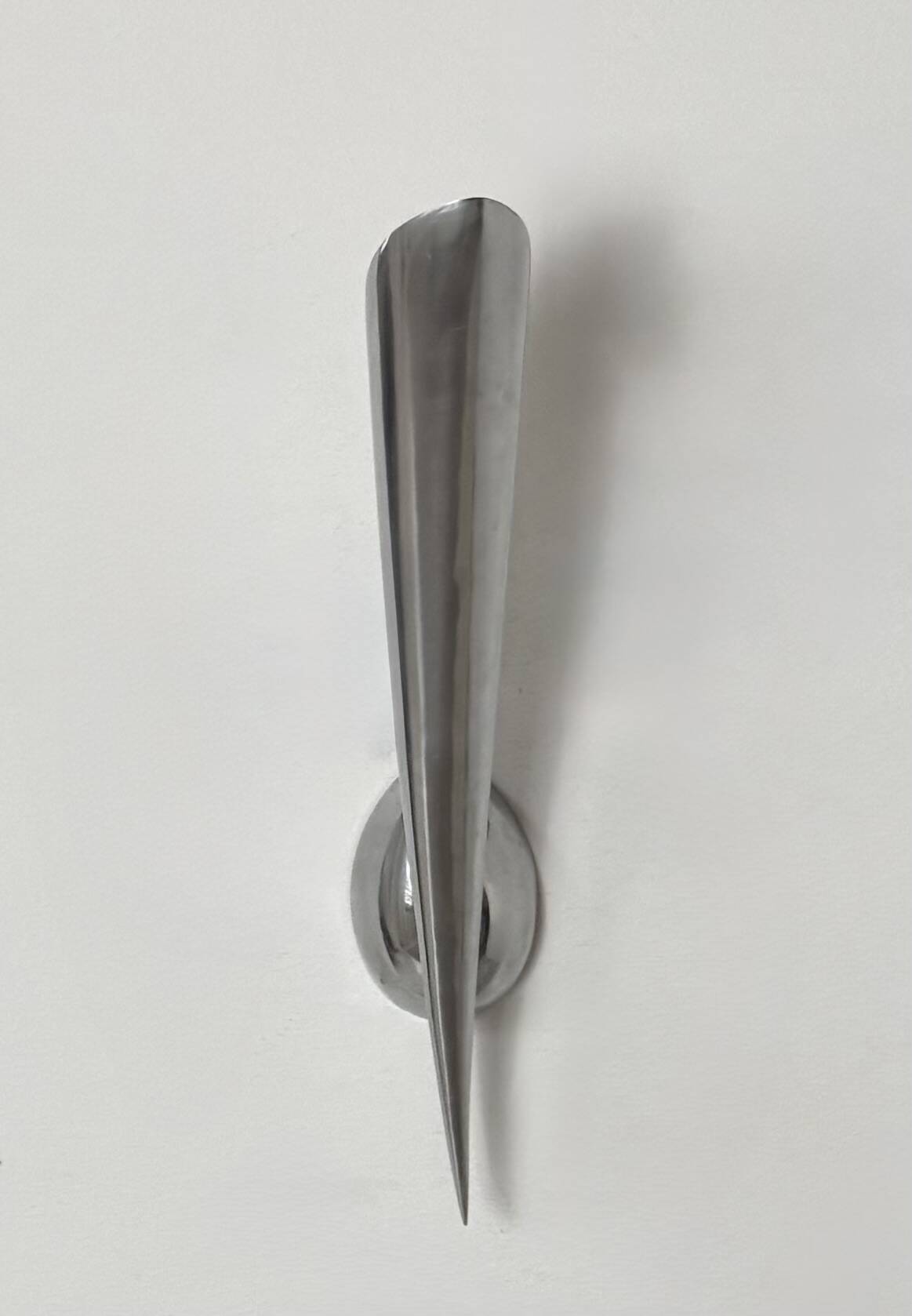 Vintage modernist wall light, chrome metal, France, 1970.