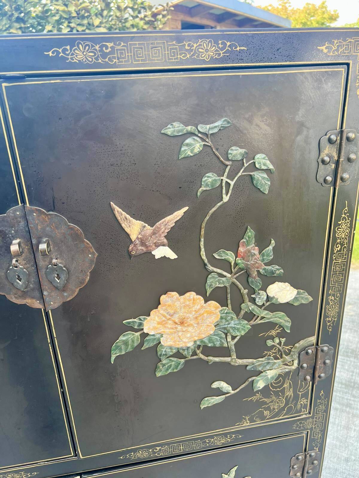 Lacquered Chinese furniture with semi-precious stones 1970
