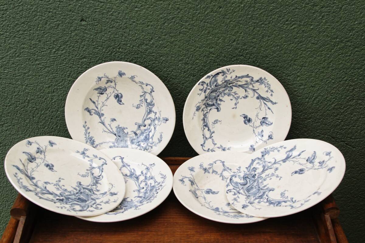 Set of 6 Jules Vieillard iron earth plates, St buveurs model