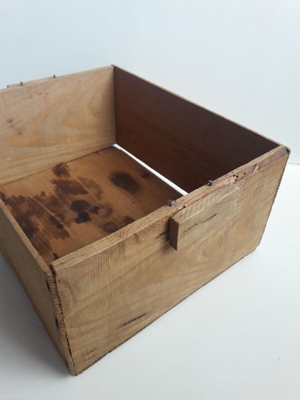 Dairy wood box Charentes