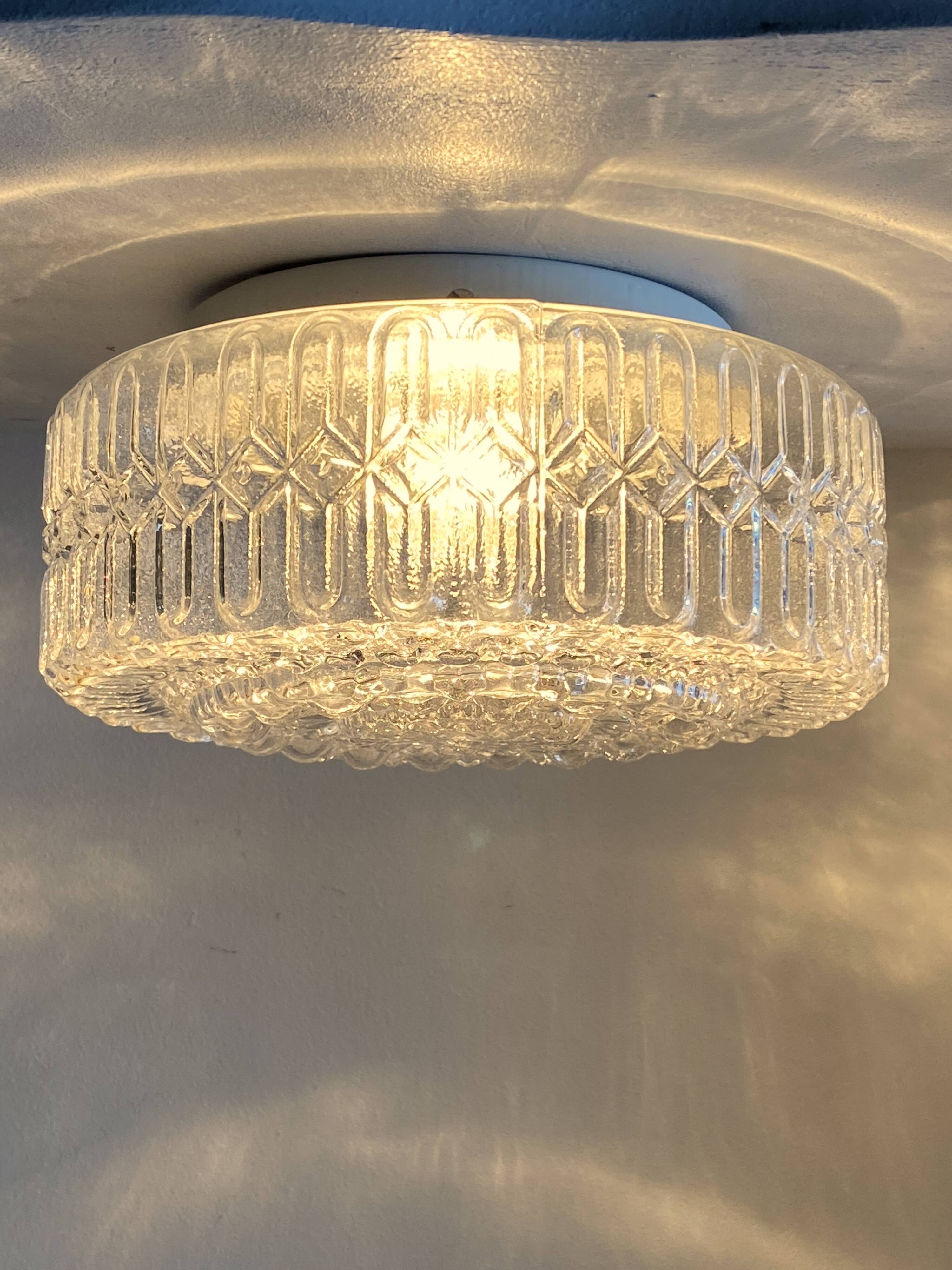 Ceiling light/wall lamp from the 70s