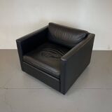 Pair of Black Leather Cube Club-Chairs by Charles Pfister for Knoll, 1980s