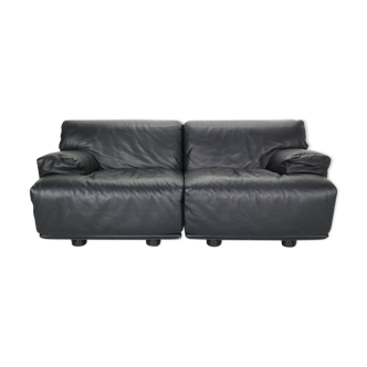 Leather 2-seater sofa "Fiandra" by Vico Magistretti for Cassina, 1970, Italy