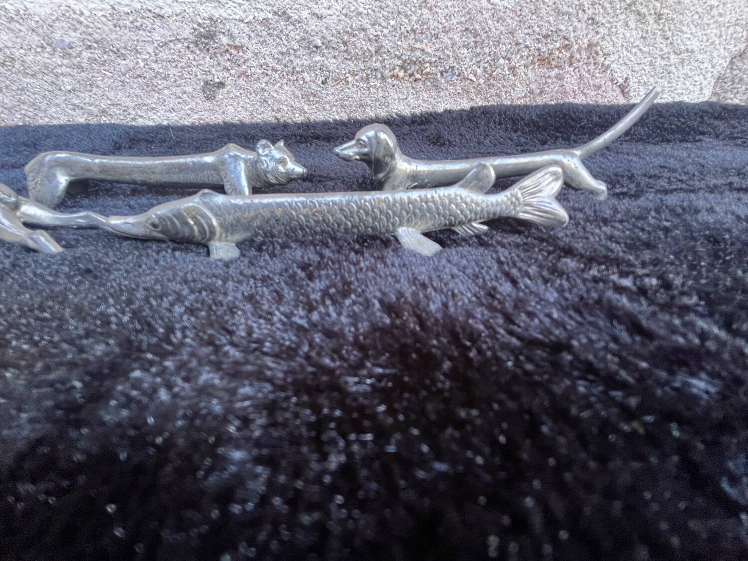 Animal knife holders